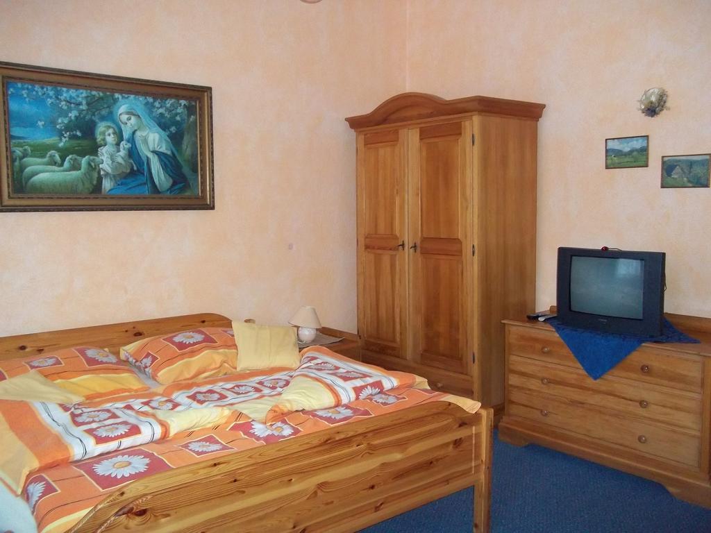 Pension Familia Гаррахов Экстерьер фото