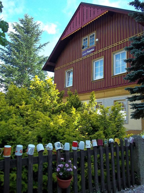 Pension Familia Гаррахов Экстерьер фото