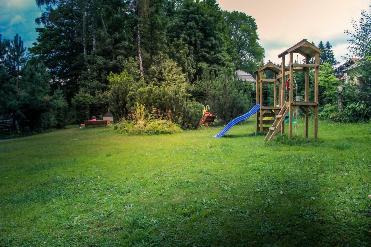 Pension Familia Гаррахов Экстерьер фото