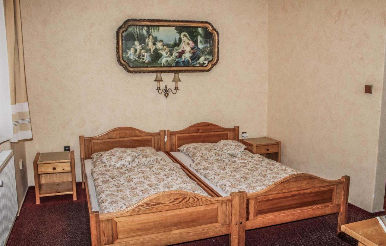 Pension Familia Гаррахов Экстерьер фото